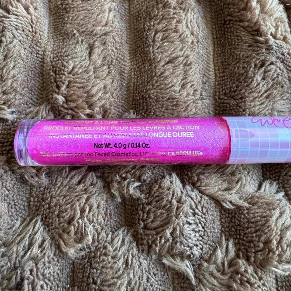Too Faced Lip Injection Extreme - Painkillr Pink - Picture 11 of 12